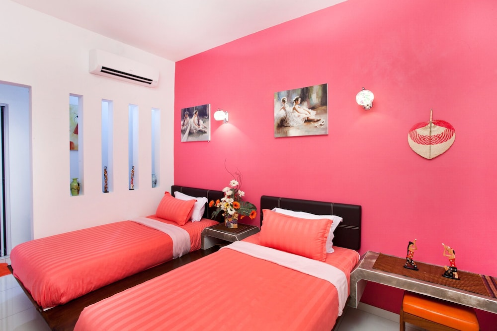 Hotel O Vince Villa 36/57