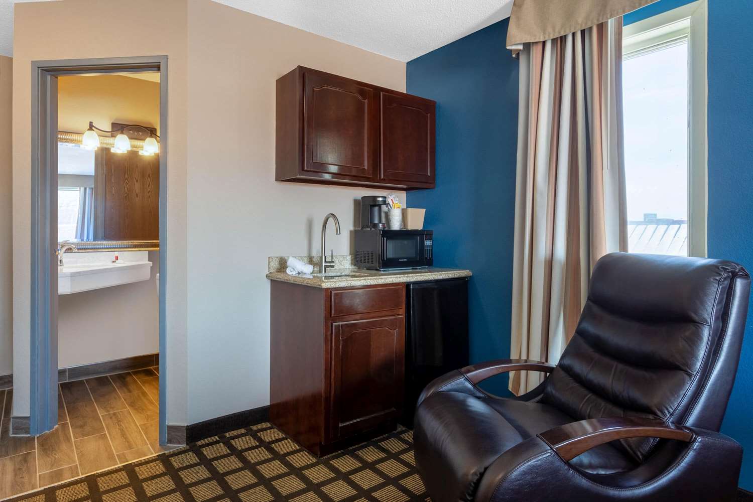 Baymont by Wyndham Rochester Mayo Clinic Area 14/18
