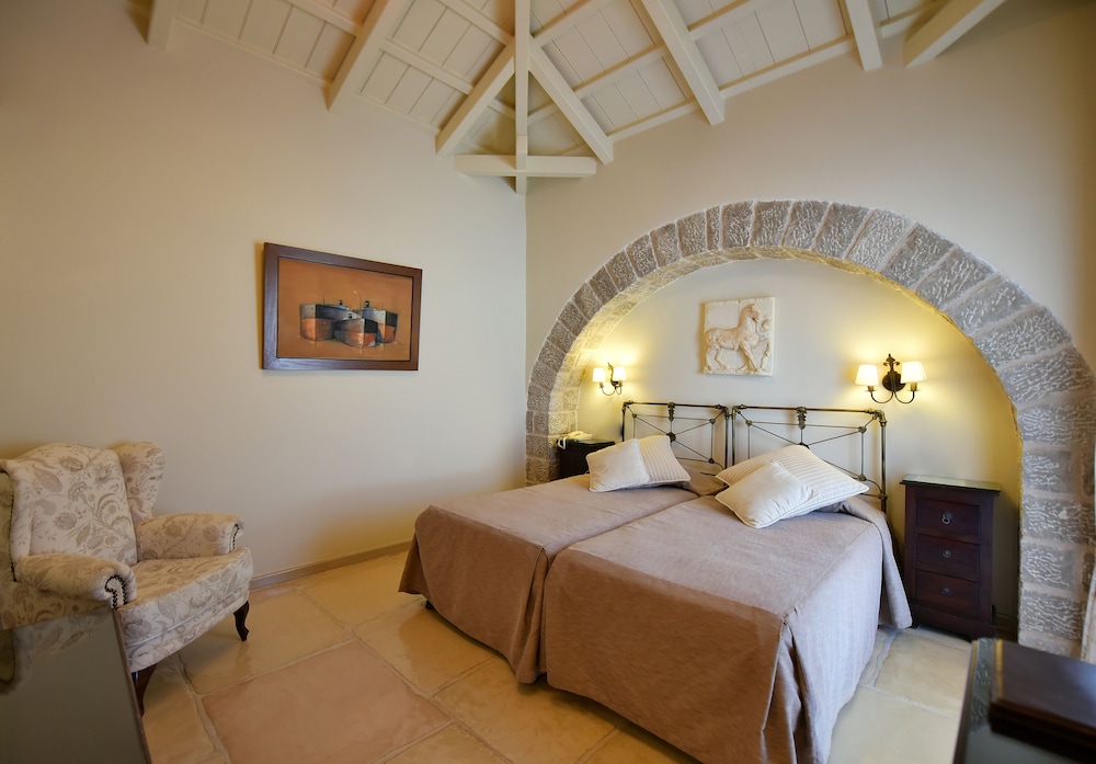 Angelica Boutique Hotel 24/74