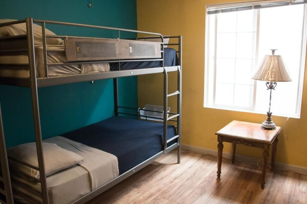 Melrose Hostel 35/48