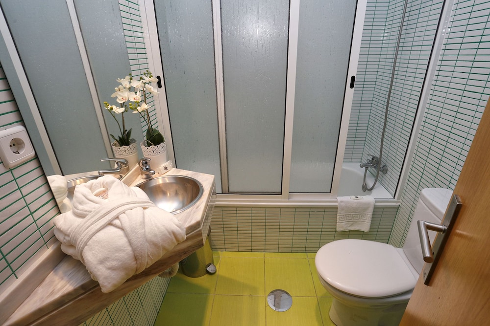 Oporto City Center Apartments 12/22