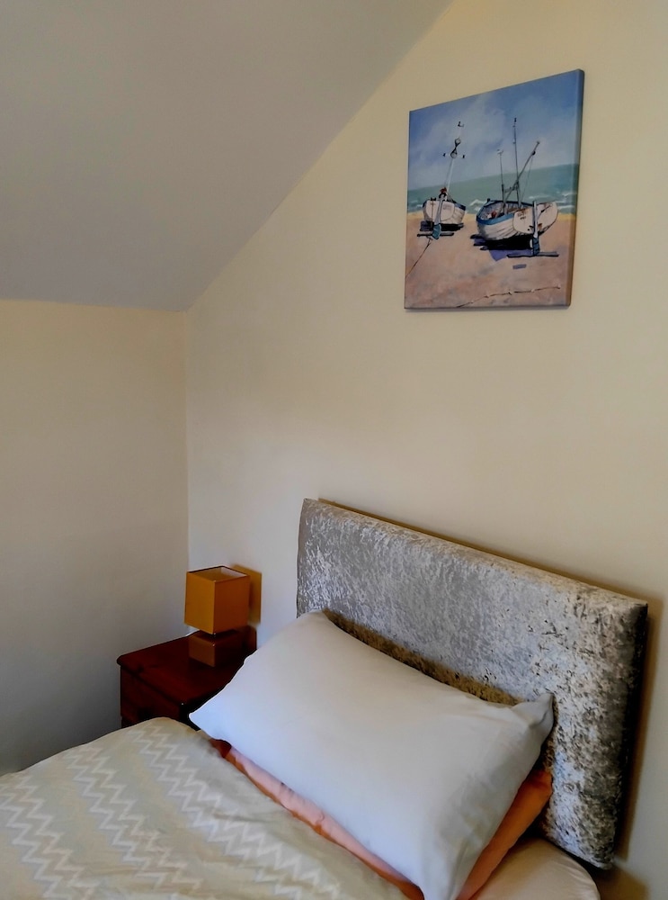 Room, Single, Single Bed, Shared Bathroom, The Countryman Hotel - B&B 3/9