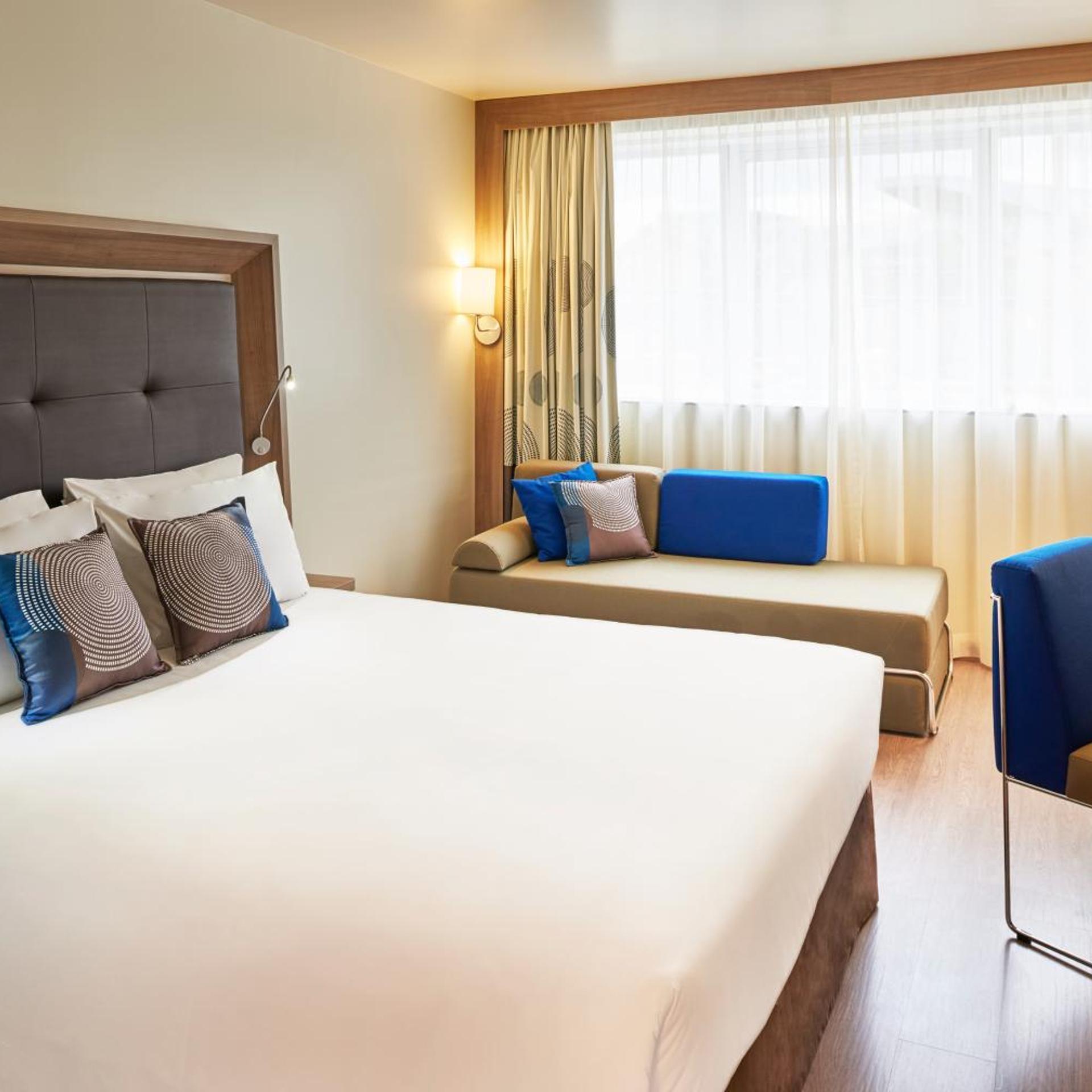 Room, Double Bed, Accessible