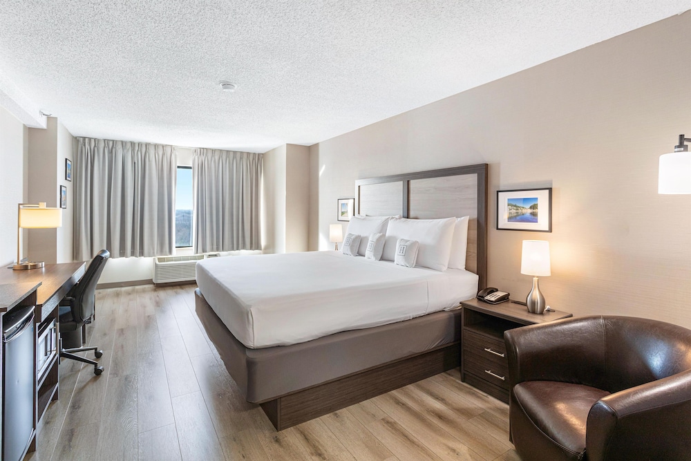 Harborside Hotel, BW Premier Collection 11/61