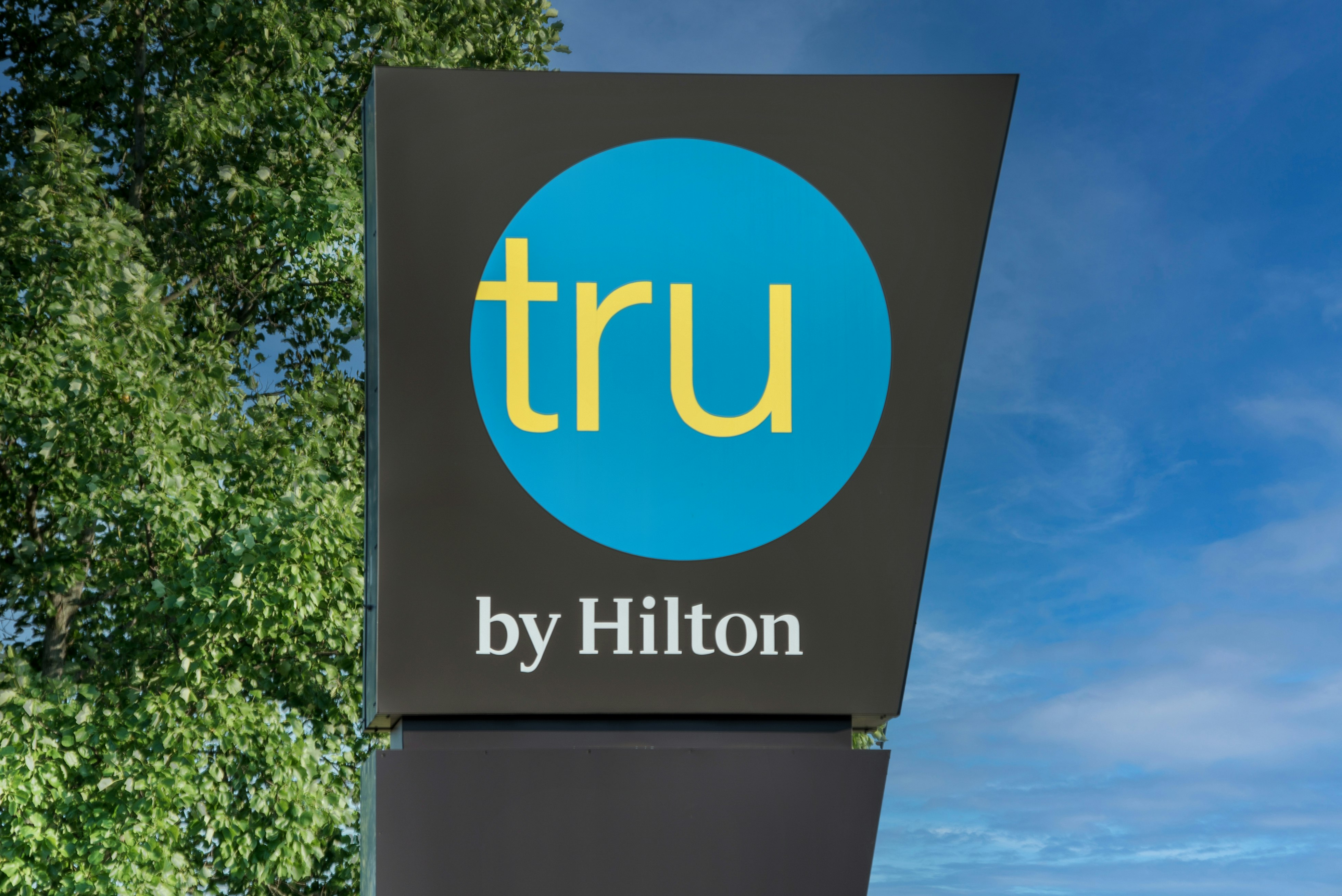 Tru by Hilton Warsaw 10/28