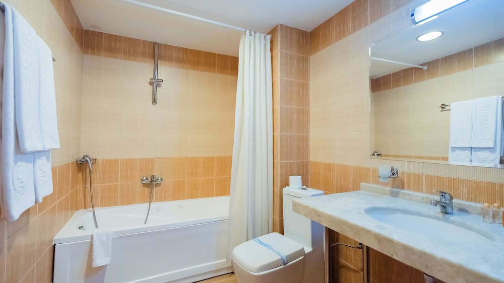 ORPHEUS SPA HOTEL 39/41