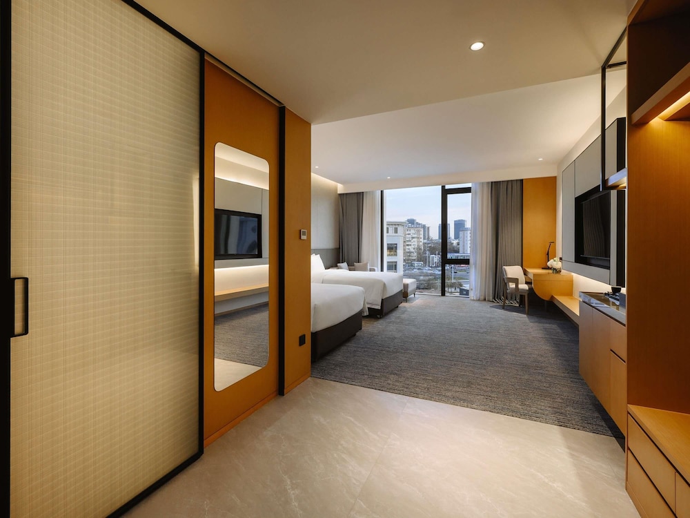 Superior, Twin Beds