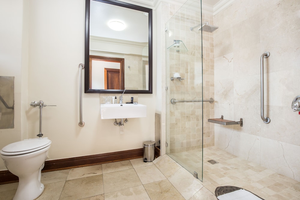 Belaire Suites 45/50