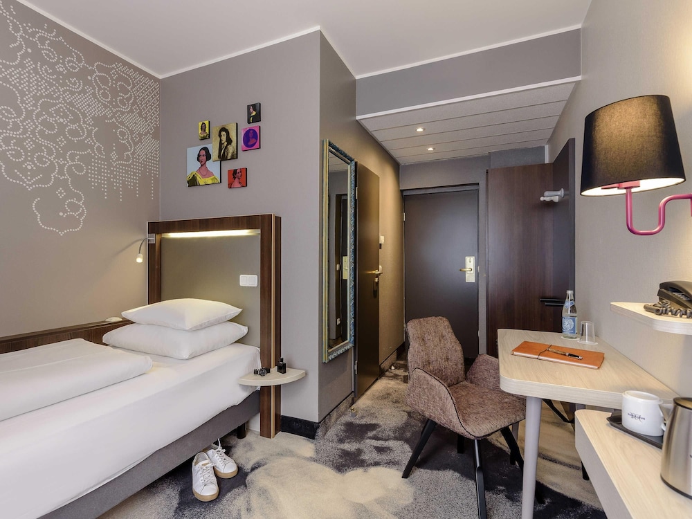Mercure Hotel Munich Olympiapark 30/74
