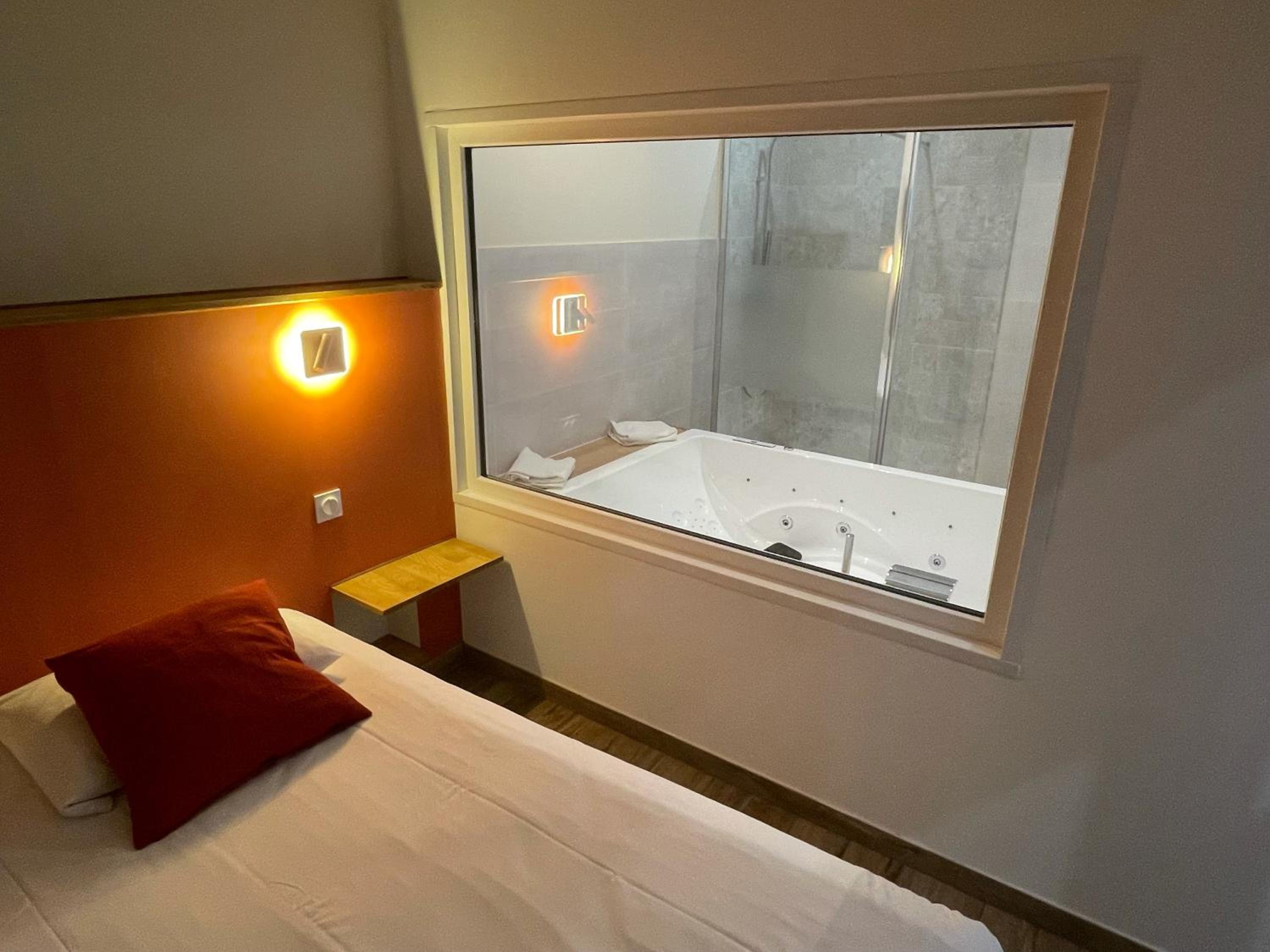 HOTEL L'ESTIRADO DES ADRETS 19/48
