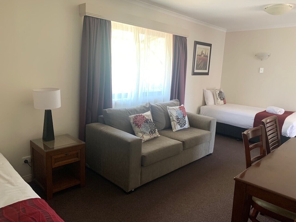 Armidale Pines Motel 51/62