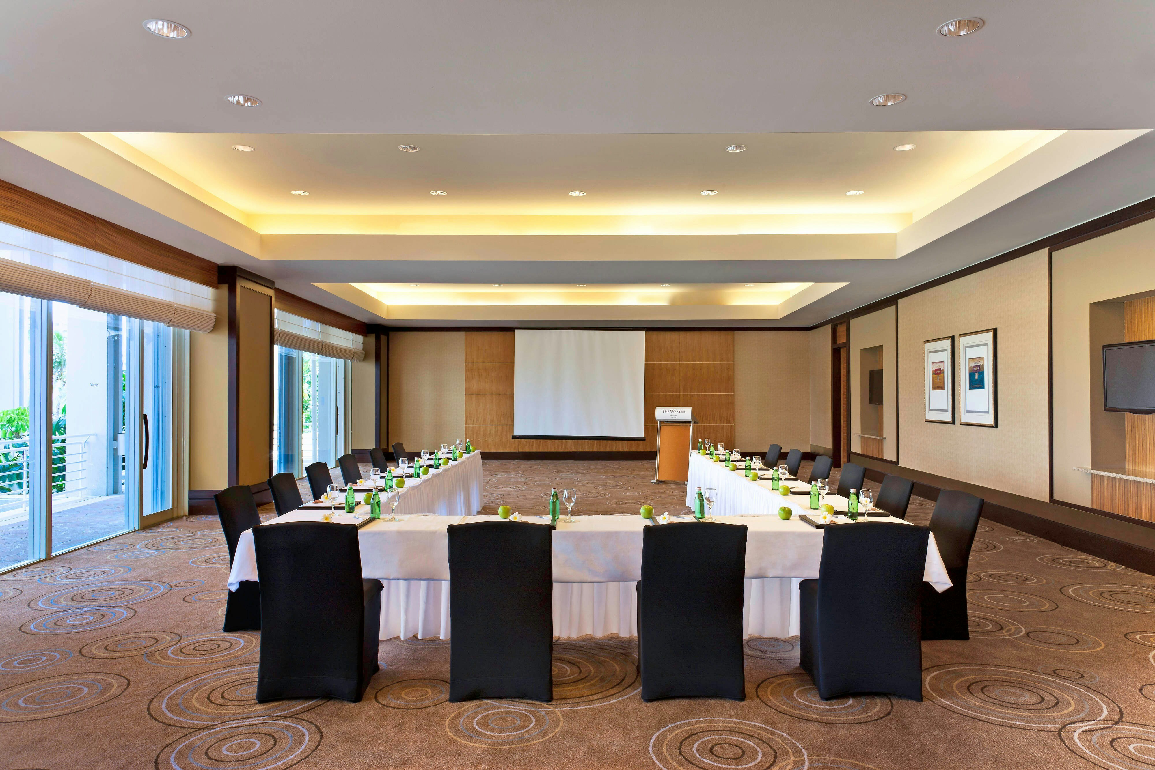 THE WESTIN RESORT GUAM 47/51