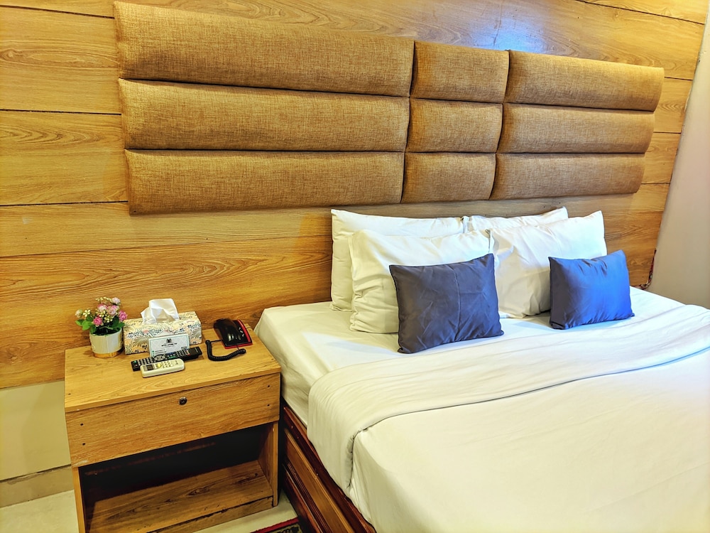Hotel Afford Inn 30/64