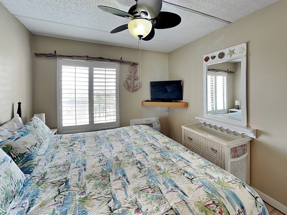 Beacher's Lodge 35/51