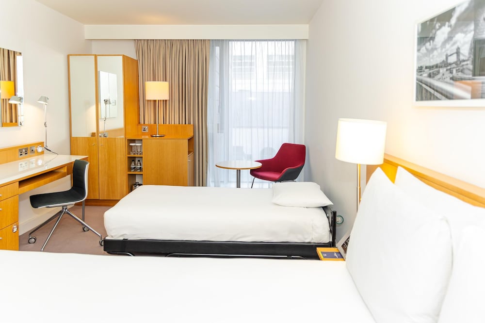Room, Multiple Beds