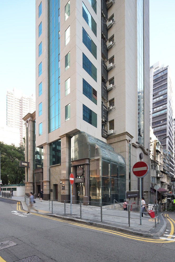 Dash Living On Hollywood 45/50