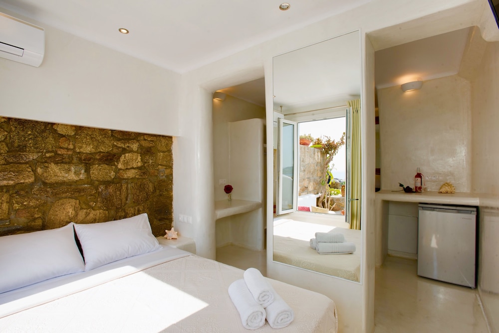 DELUXE, STUDIO, GROUND FLOOR