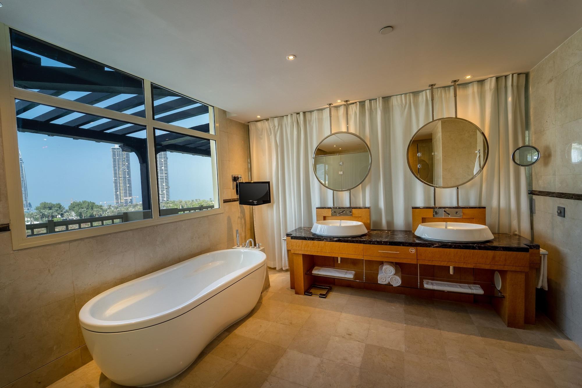 جناح، Grand Hyatt Doha Hotel and Villas 3/3