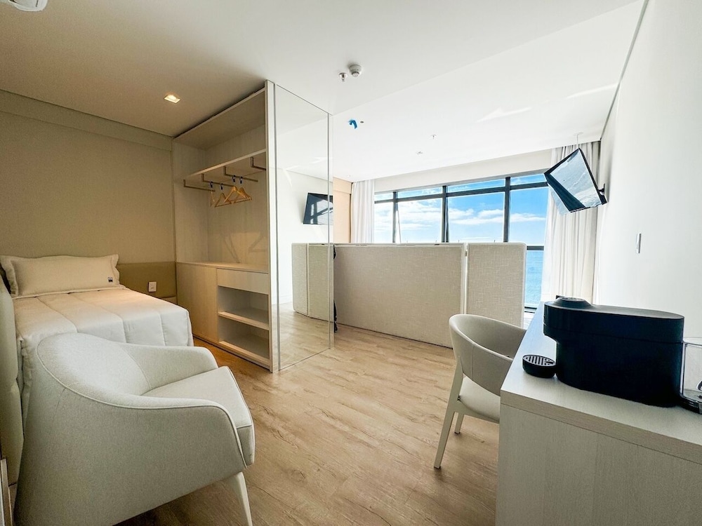 Blue Sea Hotel 10/50