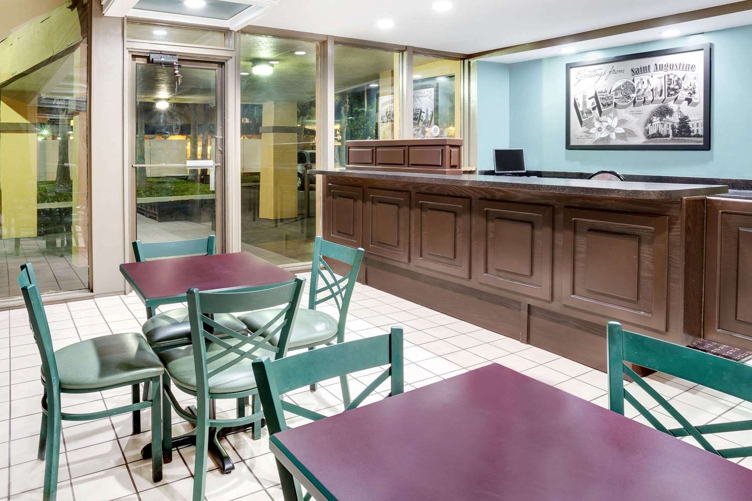 Super 8 By Wyndham St. Augustine 4/6