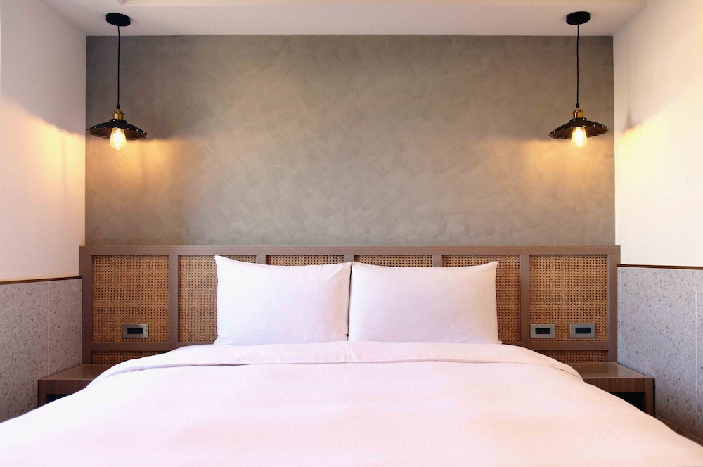 Kindness Hotel Yuanlin 9/50