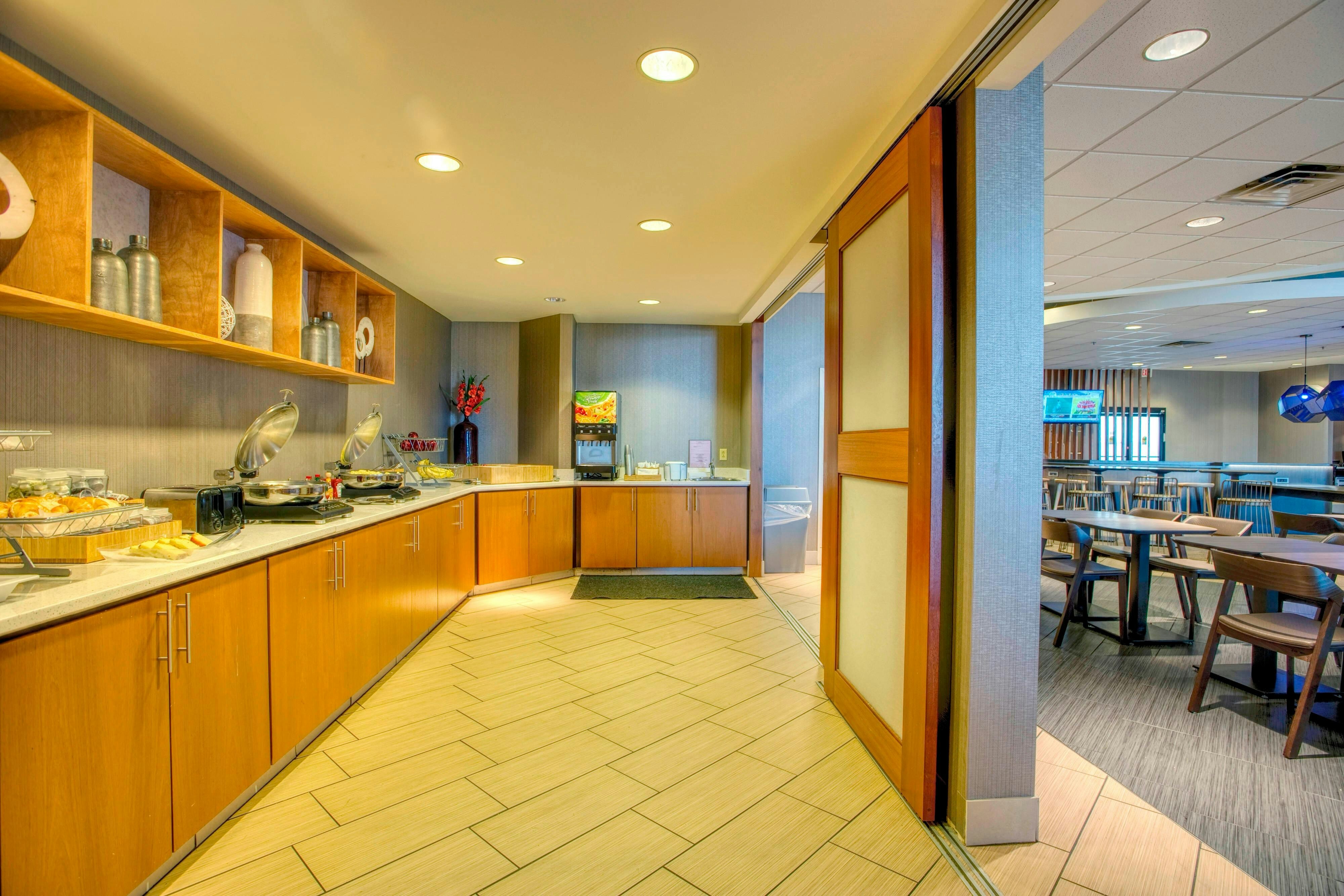 Springhill Suites Lawrence Downtown 17/26