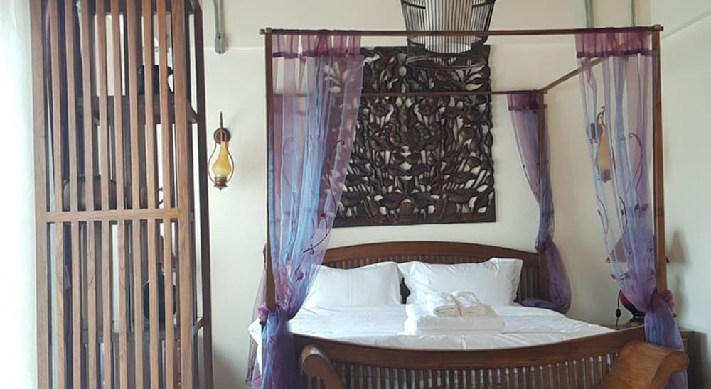 Yi's Garden Villa 11/39