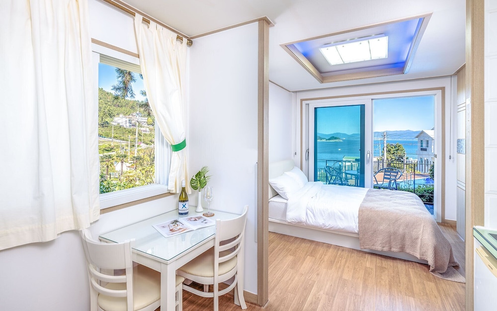 Hanulbora Pension 18/50