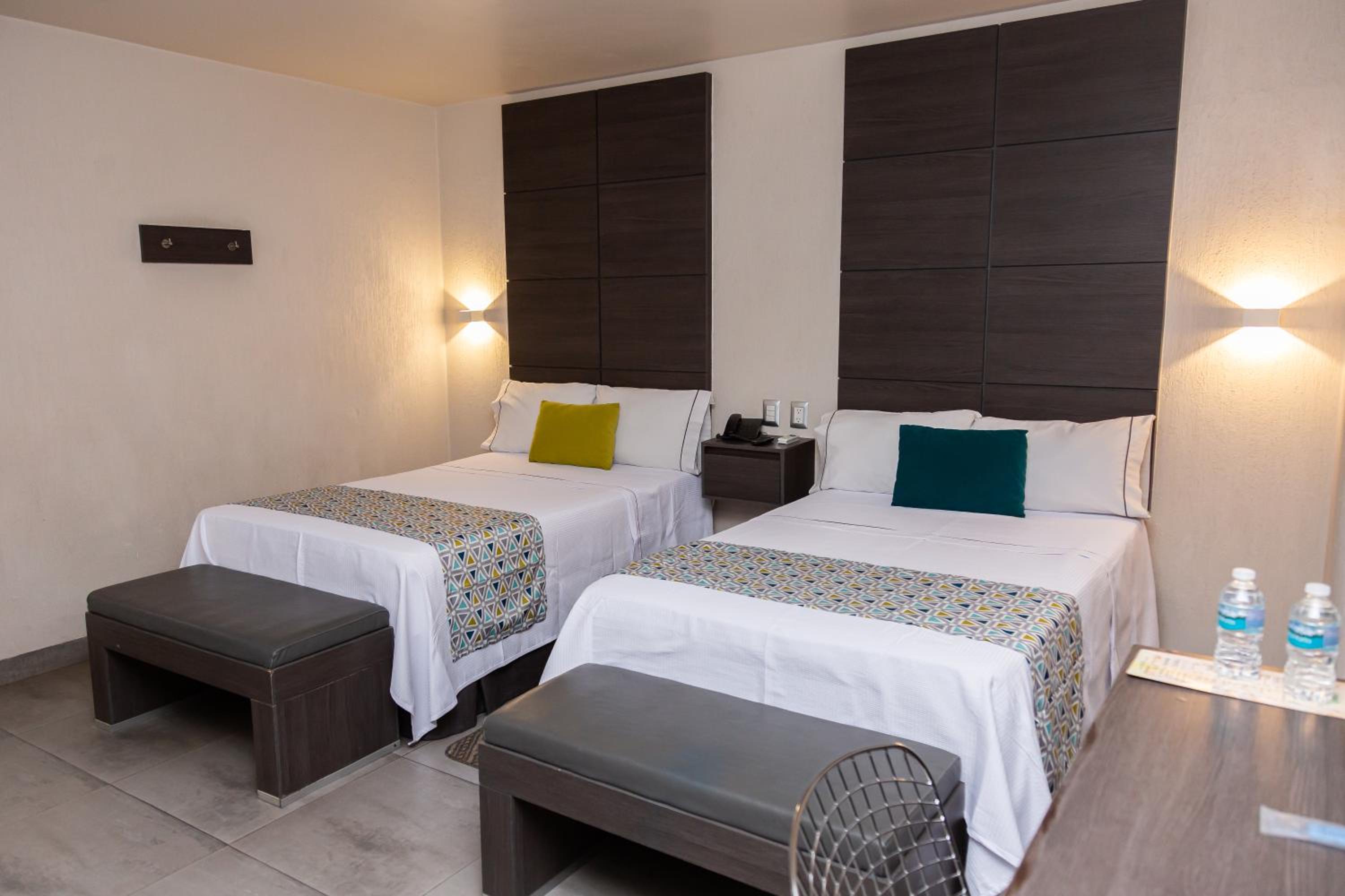 غرفة بسرير مزدوج، Hotel Expo Abastos 5/10