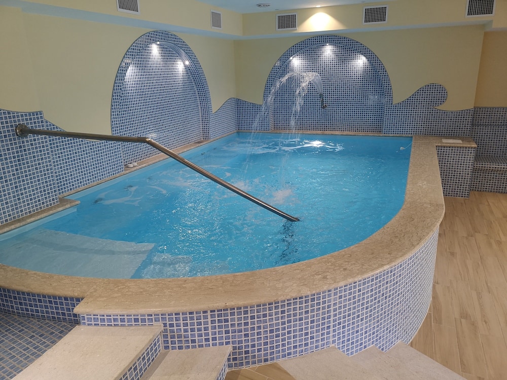 HOTEL RESIDENCE VILLA MARINÙ 40/72
