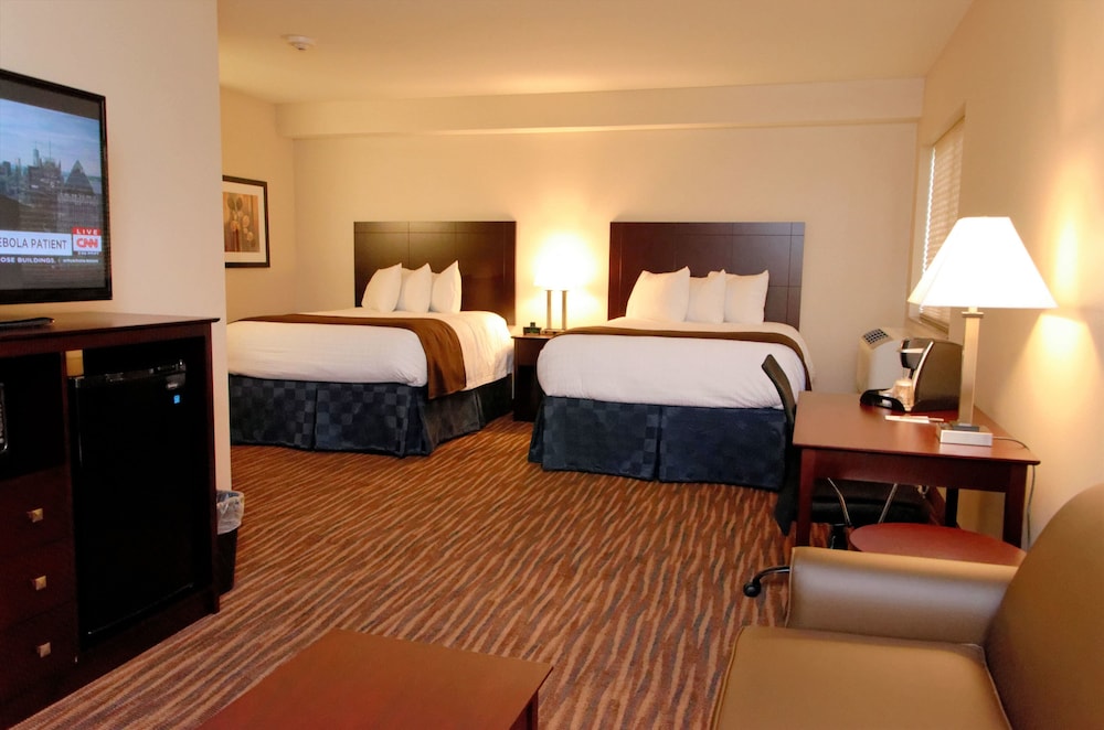 Cobblestone Inn & Suites - Fort Madison 9/54