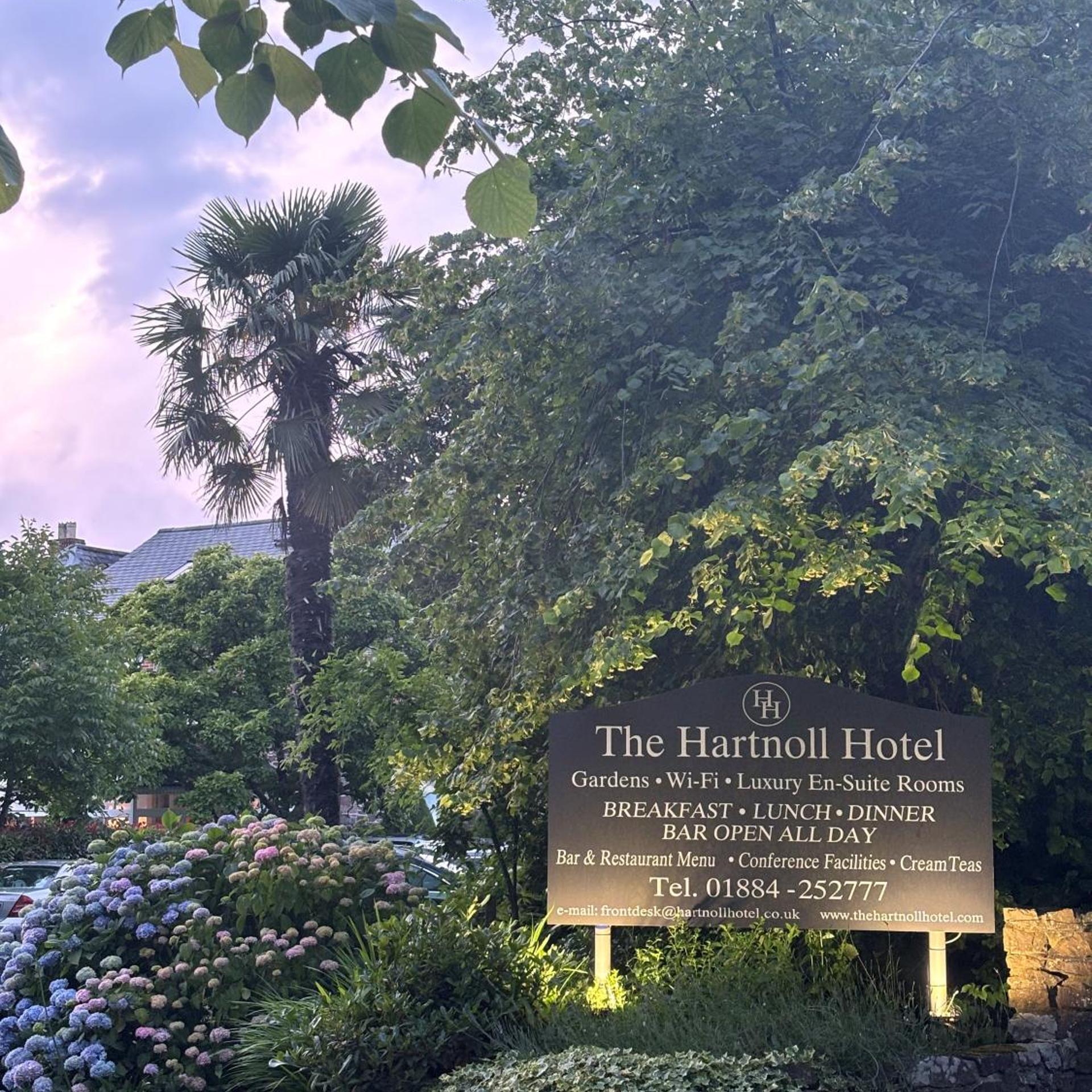 Hartnoll Hotel 2/58