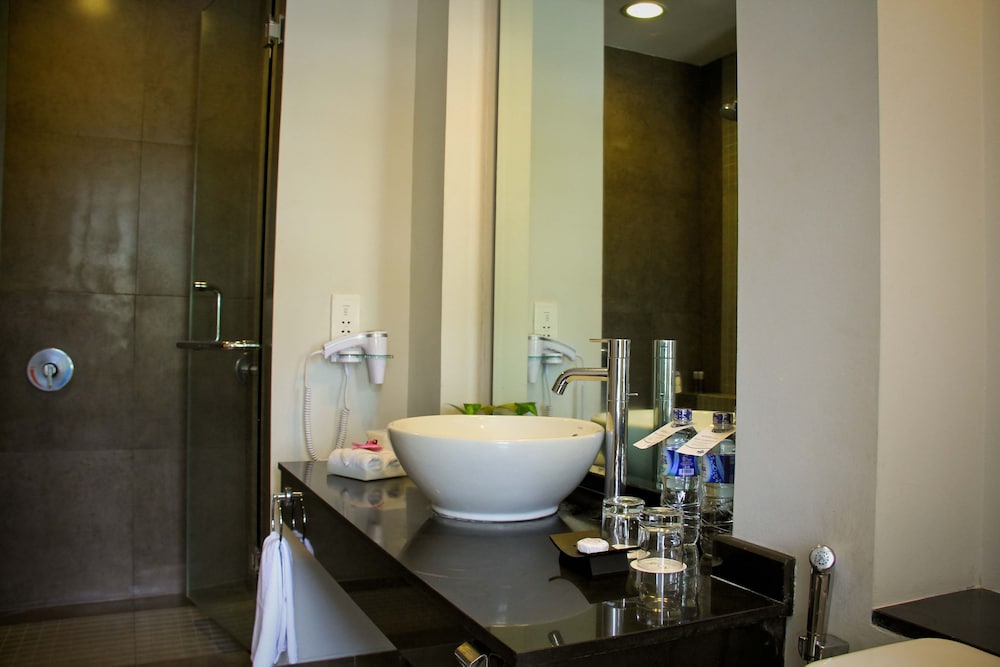 Aston Bogor Hotel & Resort 20/90