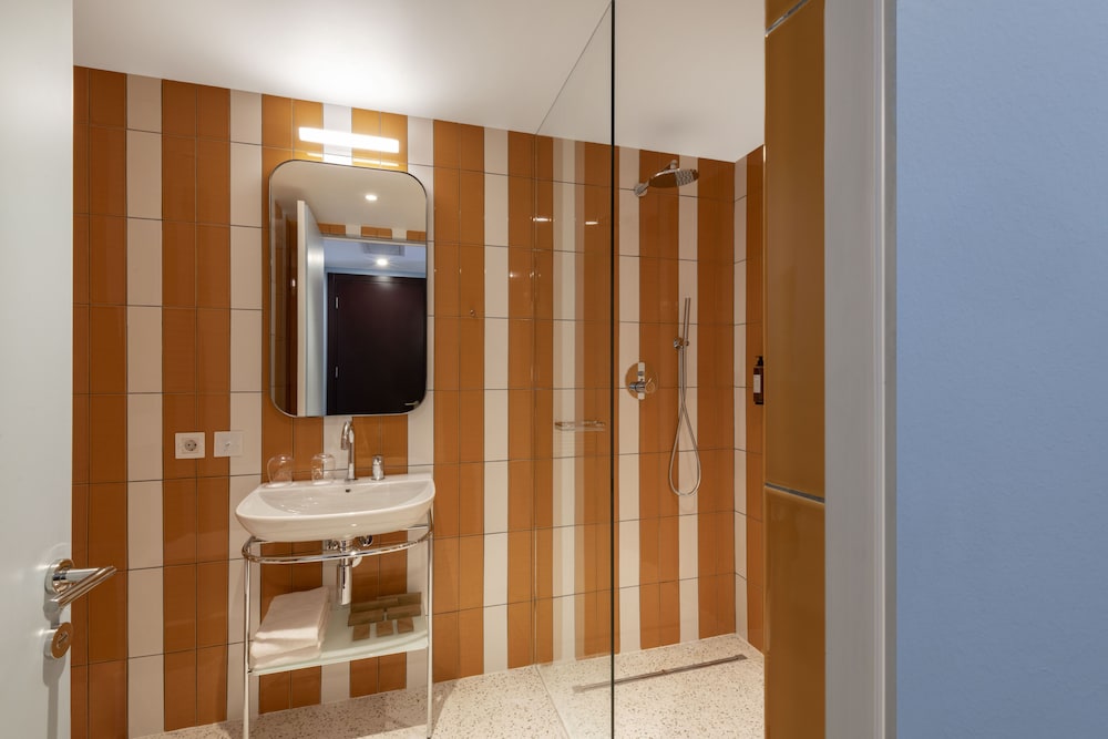 Bazzar Boutique Hotel 30/55