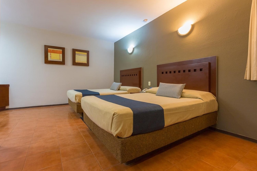 Hotel Panamerican 13/41