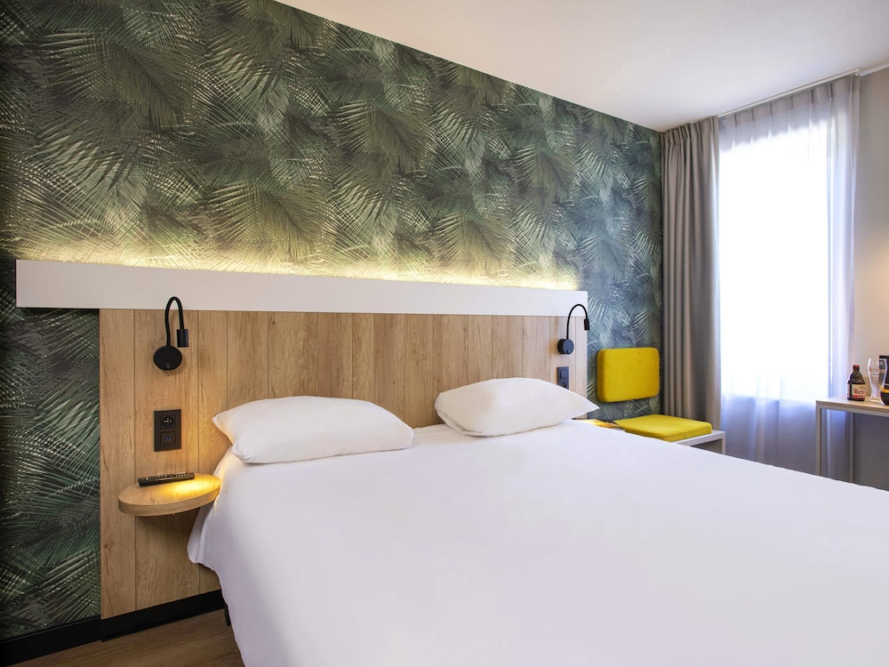 Ibis Brussels Waterloo 28/79