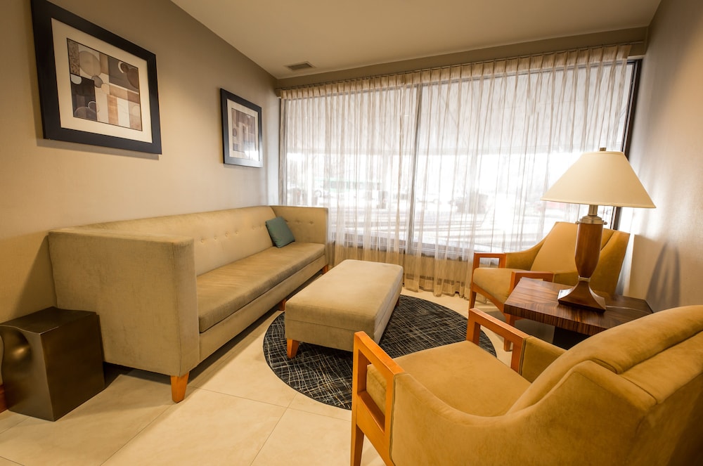 Holiday Inn Raleigh Downtown 21/34