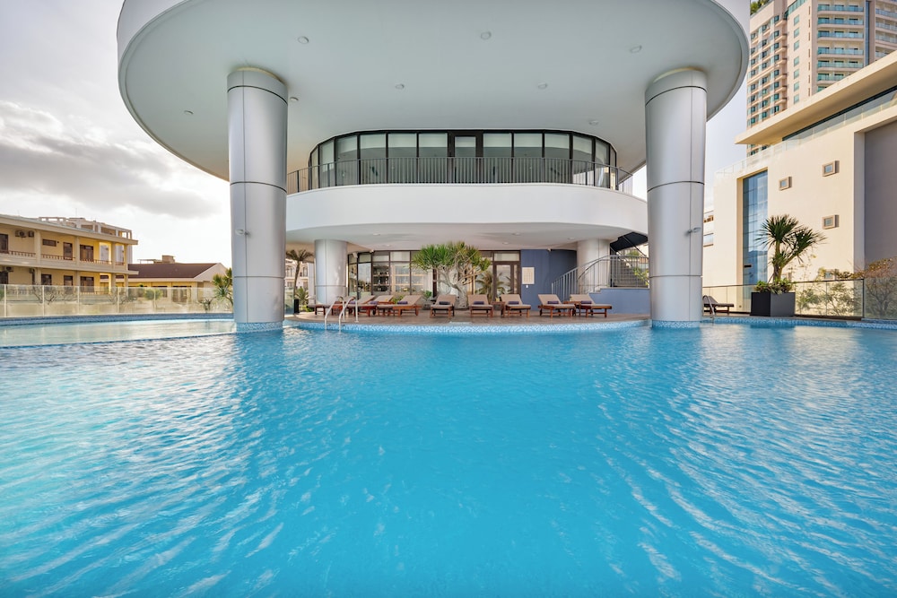 Nesta Celia Danang Hotel 42/50
