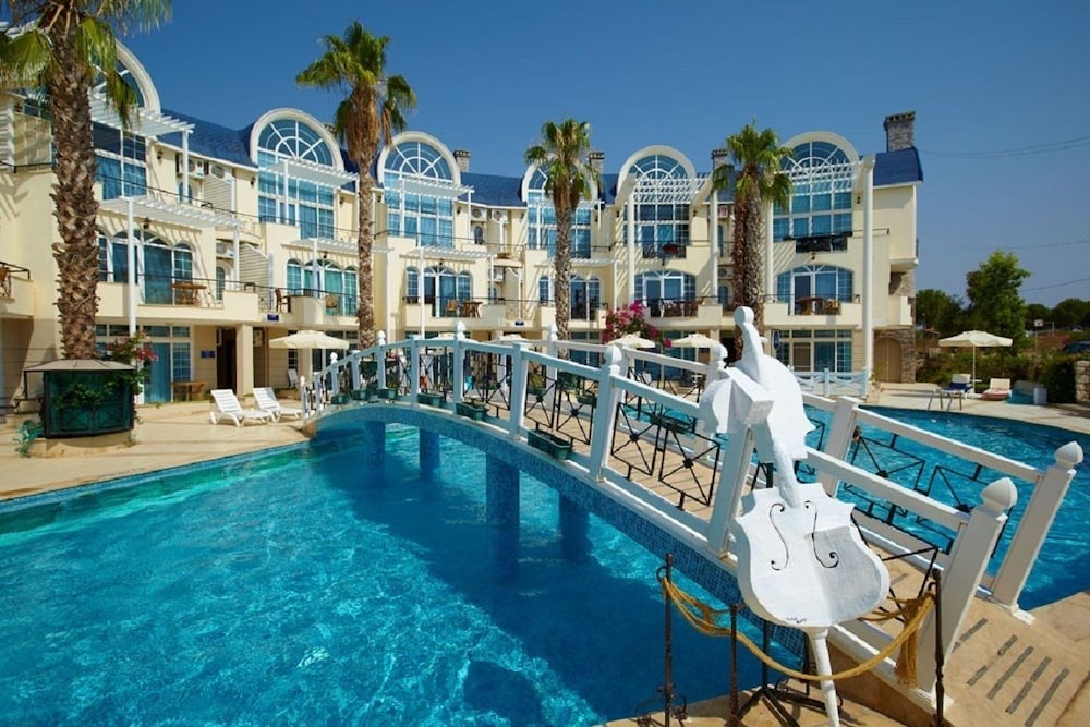 Seahorse Deluxe Hotel 7/66