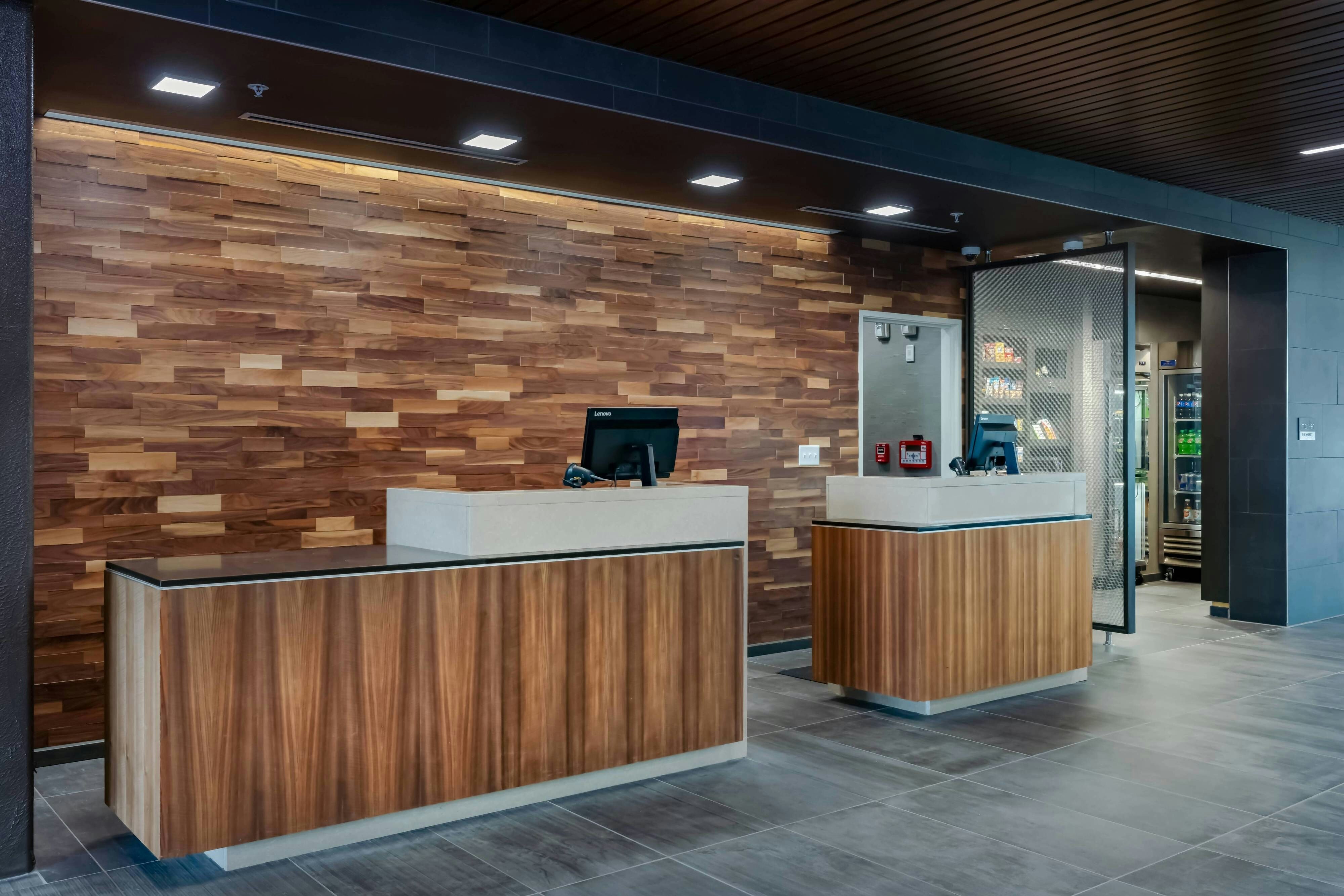 Courtyard By Marriott Savannah Airport 2/25