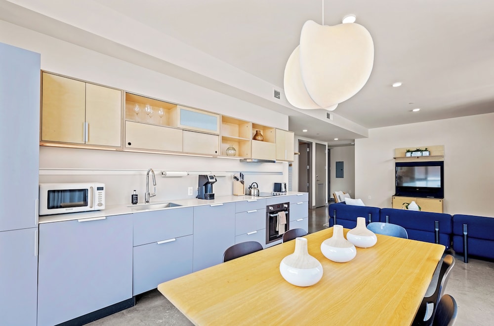 BentoLiving Chestnut Hill 57/77