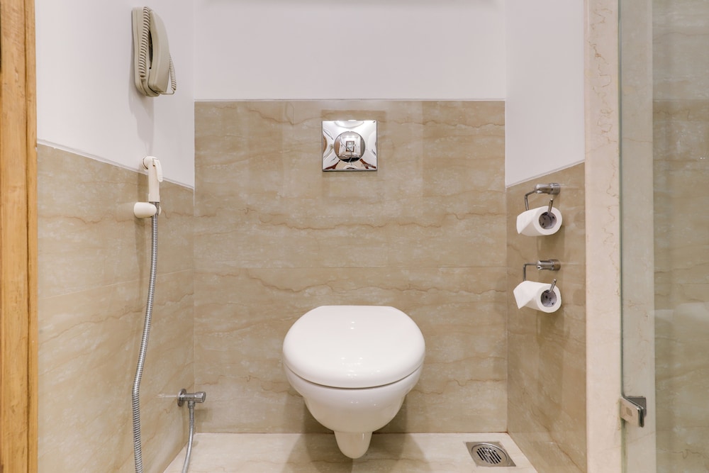 LEMON TREE HOTEL, SECTOR 60, GURUGRAM 61/65