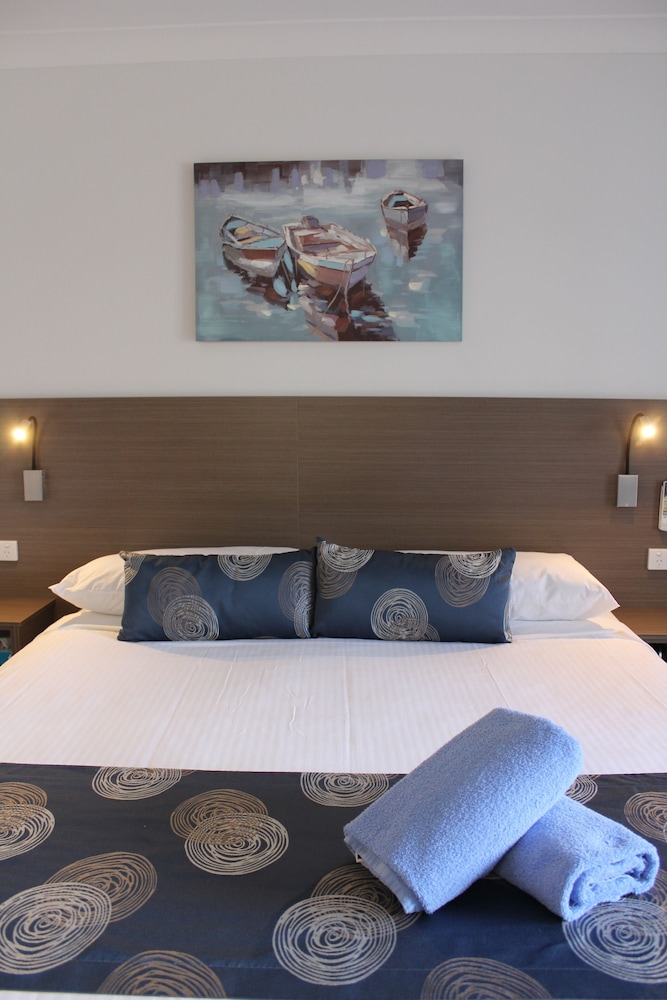 ASTON MOTEL YAMBA 43/57