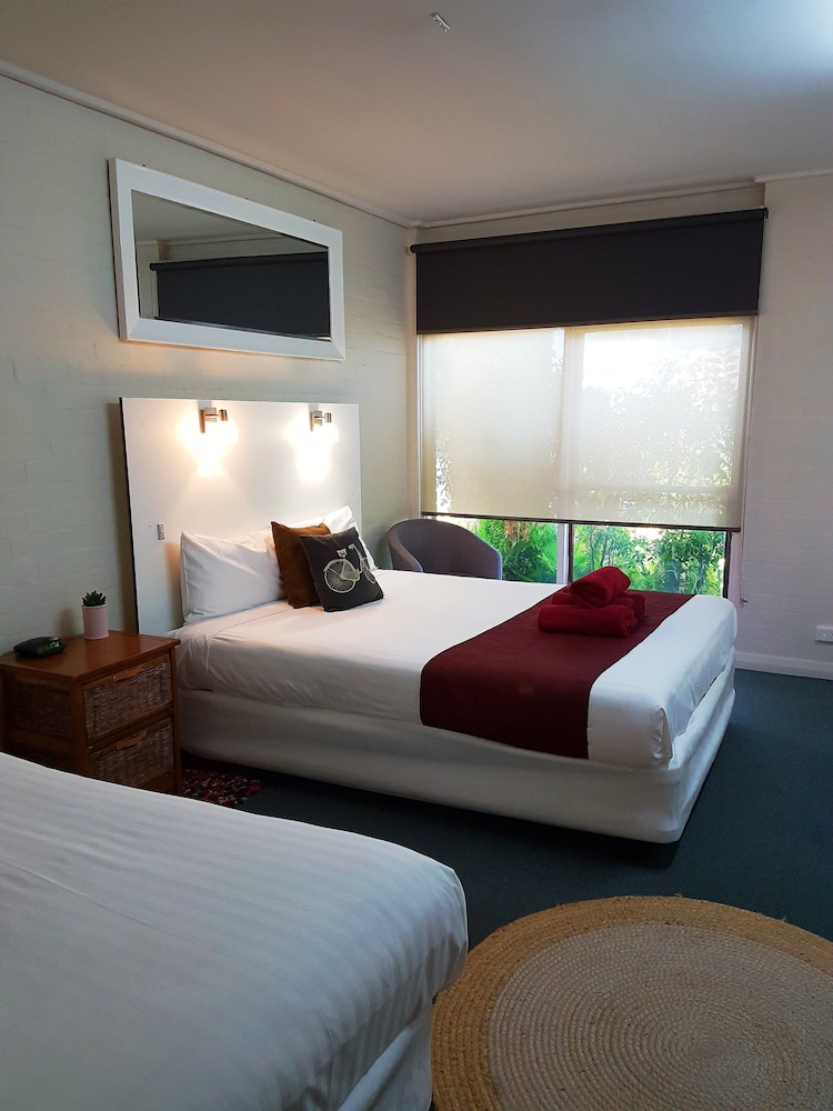 Bidgee Motor Inn 11/50