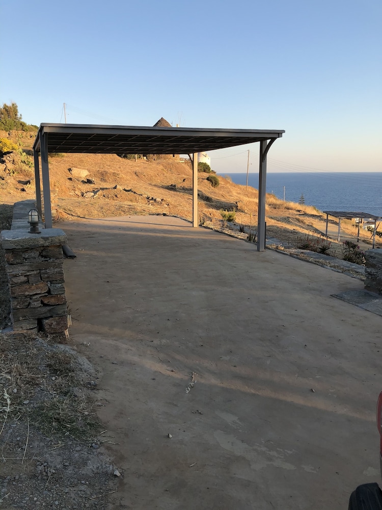 The Traditional Stone Villa 29/50