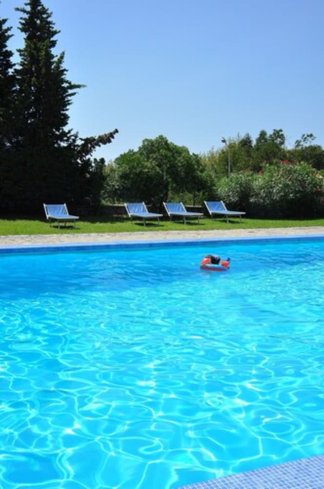 Sun Beach Hotel 18/50