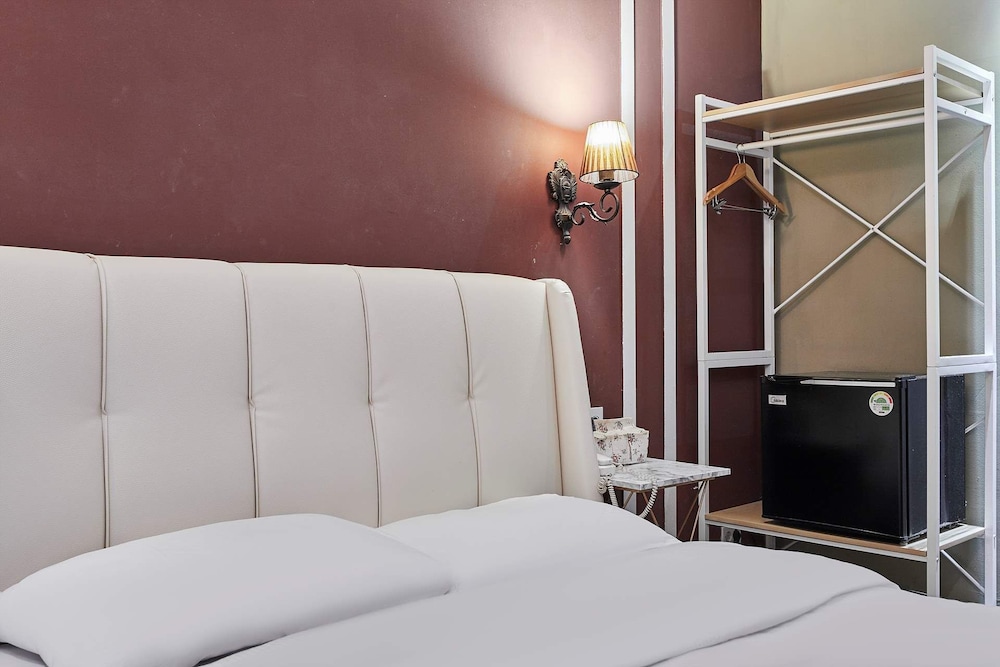 648 Hotel 34/57