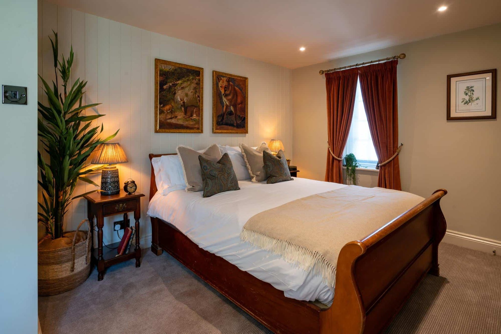 High Corner Inn 3/10