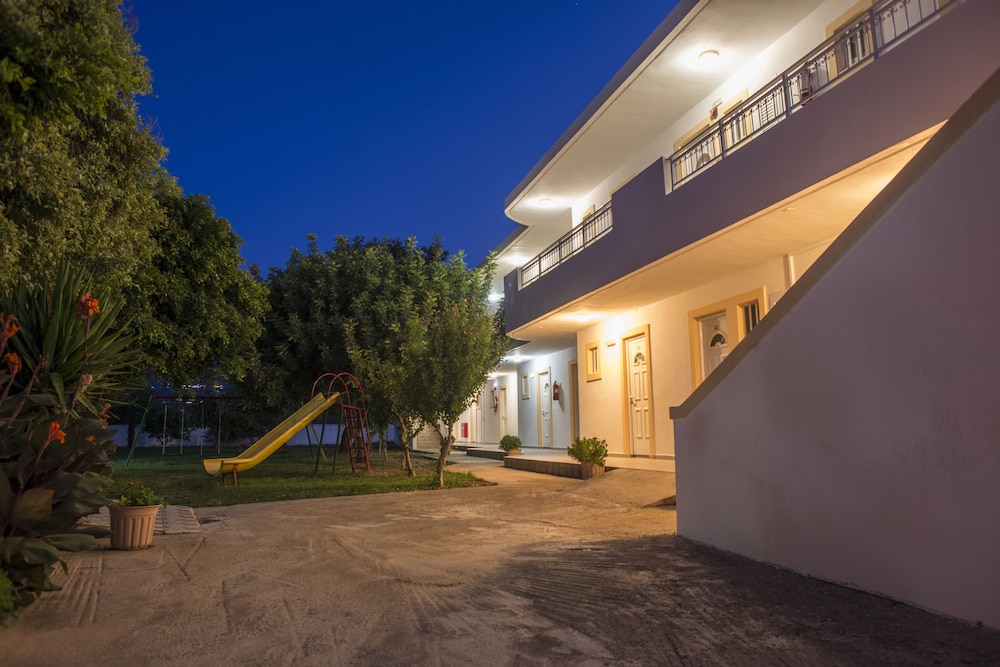 Fili Apartments 18/35