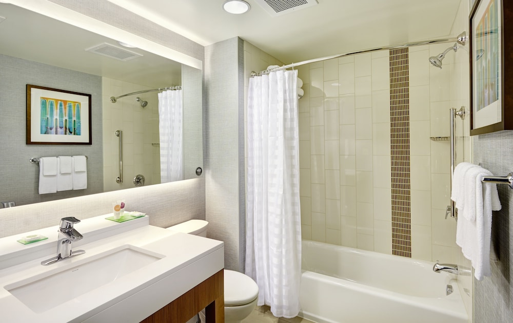 Hyatt Place Bloomington 17/64